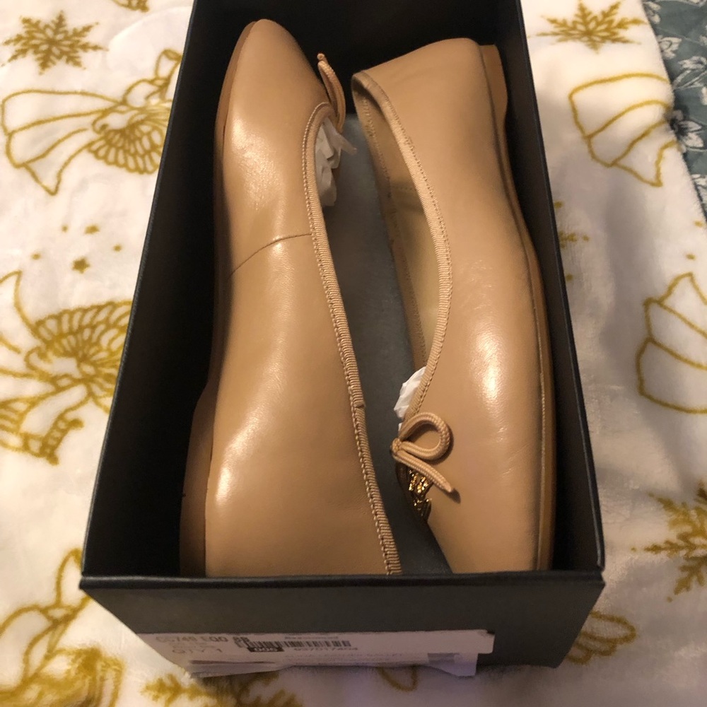 Coach Women's Tan Ballet Flats ( Alina) Leather Color Beechwood 8B - Picture 2 of 7